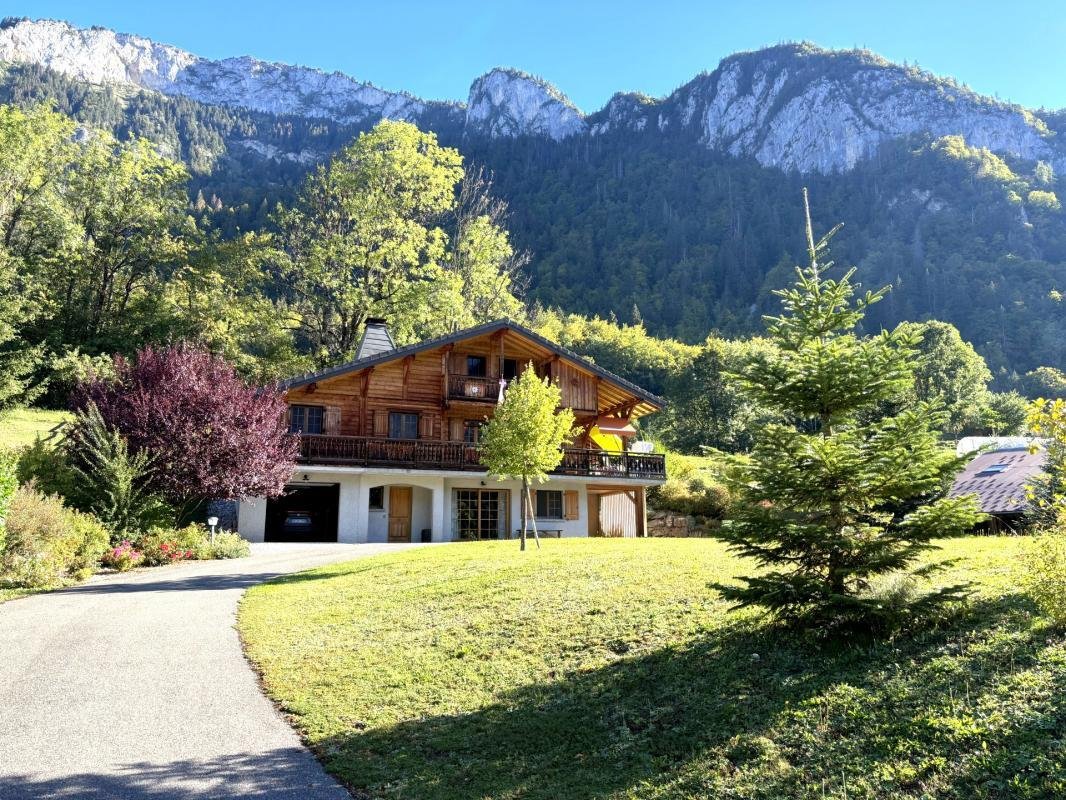 Chalet in Abondance, Auvergne-Rhône-Alpes, France 1 - 19077338