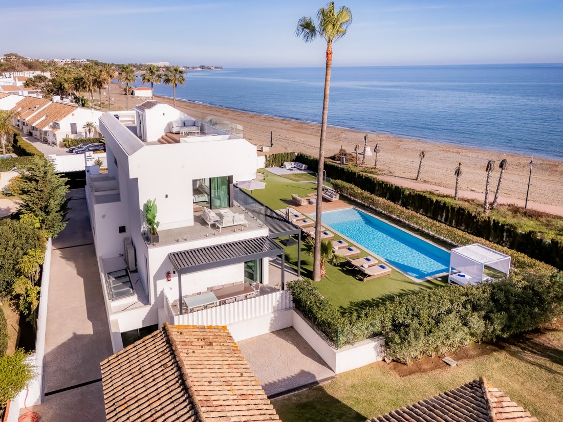 Villa en Estepona, Andalucía, España 3 - 19083038