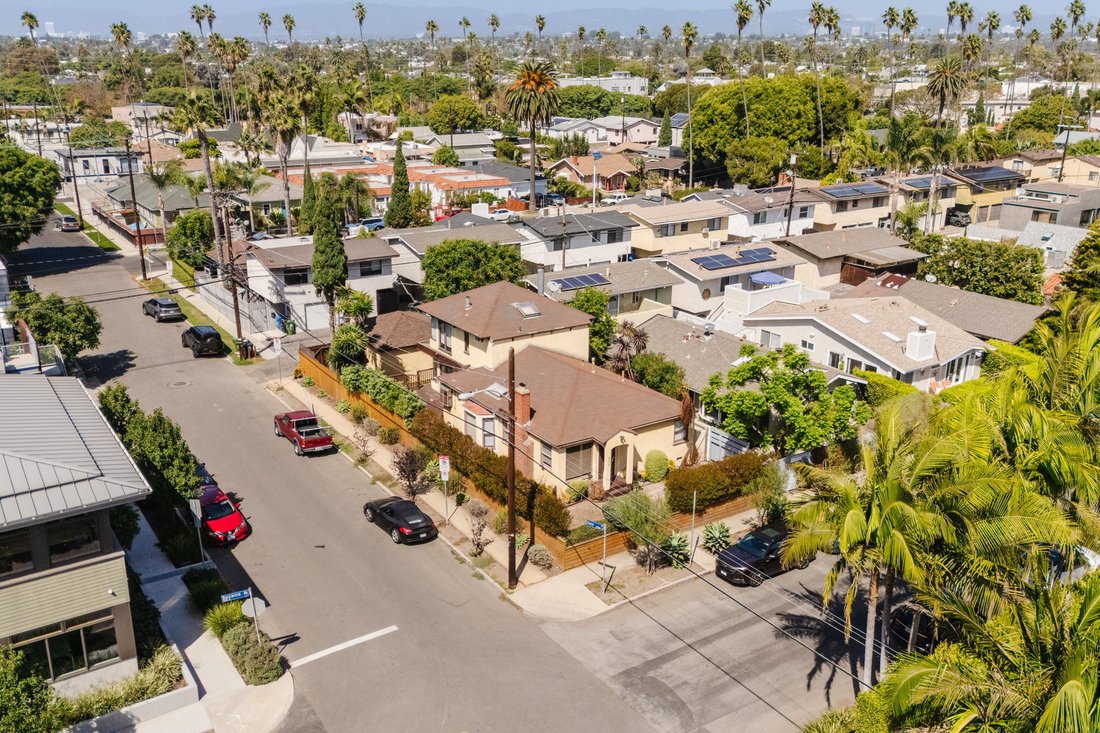 House in Los Angeles, California, United States 1 - 19085245