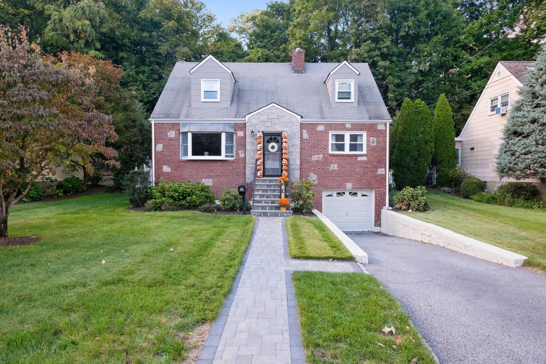 House in Scarsdale, New York, United States 2 - 19076089