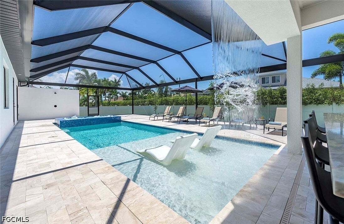 Casa a Cape Coral, Florida, Stati Uniti 4 - 19085701