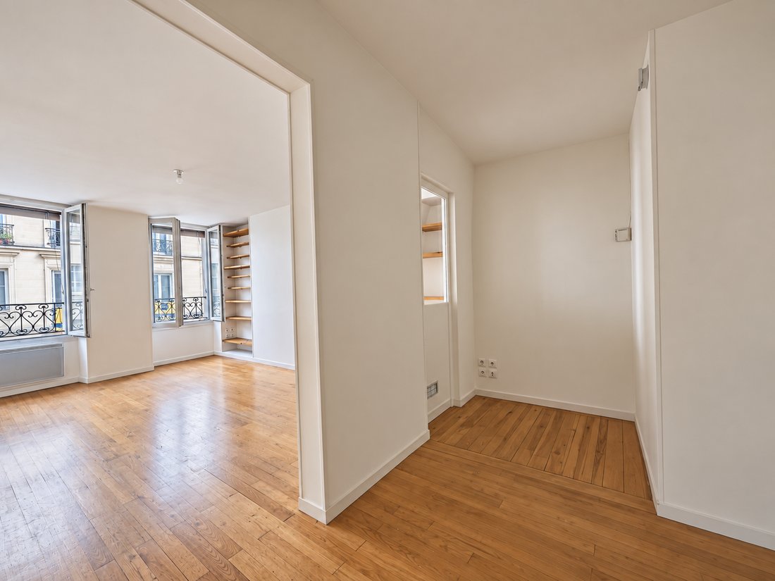 Apartment in Léon-Blum Folie-Regnault, Paris 11e Arrondissement, Paris 4 - 19077340