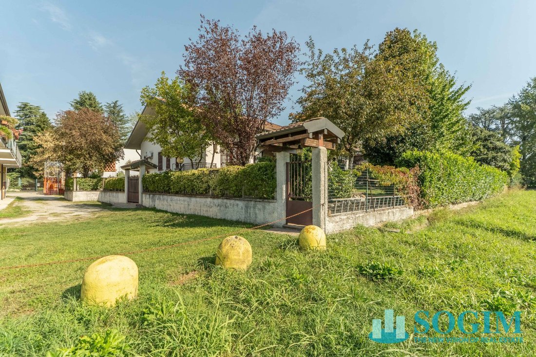 Villa in Cernusco sul Naviglio, Lombardei, Italien 2 - 19076155