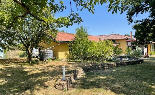 Casa a Montracol, Auvergne-Rodano-Alpi, Francia 1