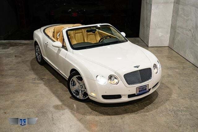Cabriolet in Ft LAUDERDALE, FL, United States 1 - 19082904