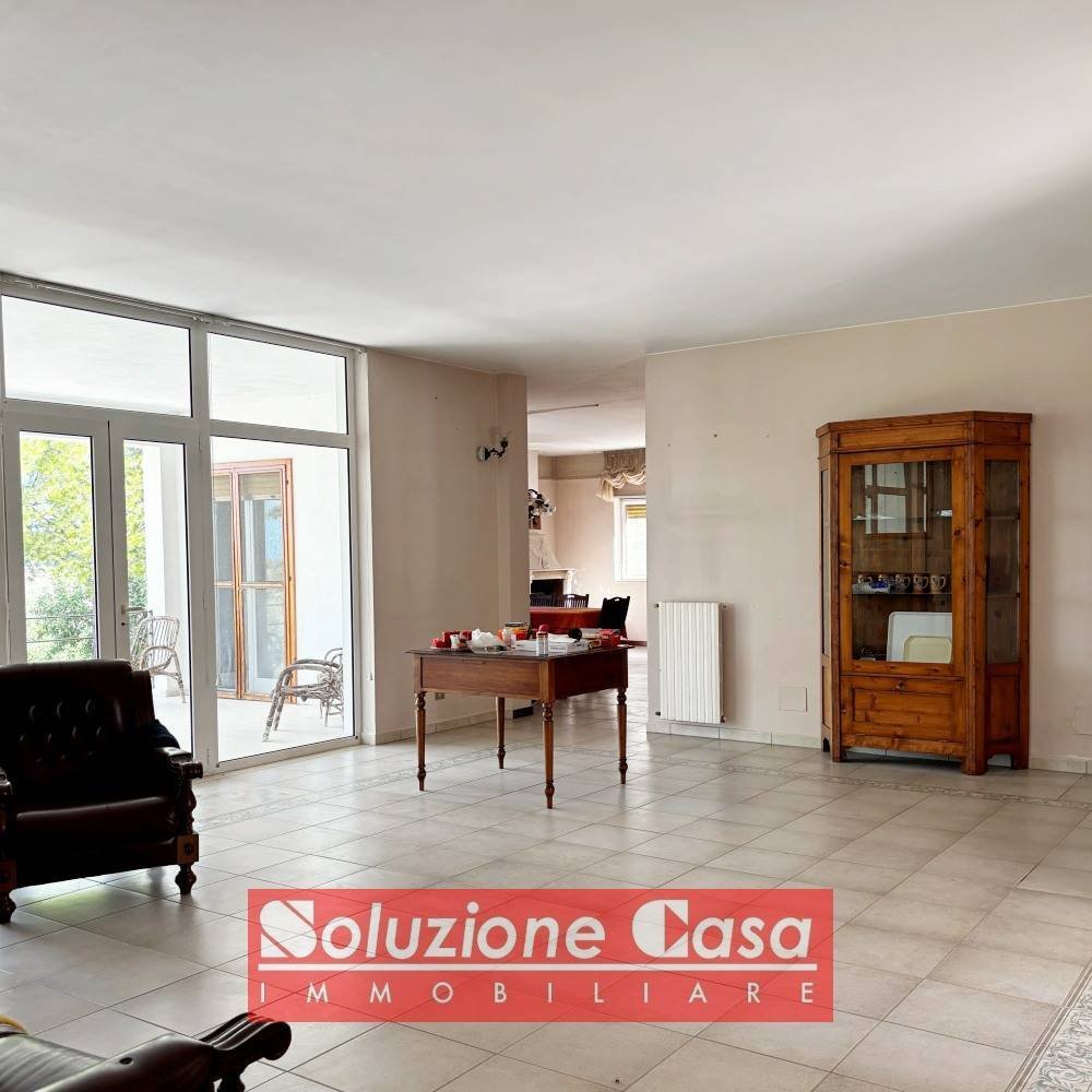 Villa in Canosa di Puglia, Apulien, Italien 3 - 19076211