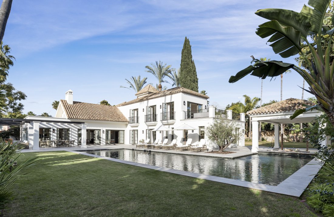 Villa en Nueva Andalucía, Marbella, España 1 - 19077633