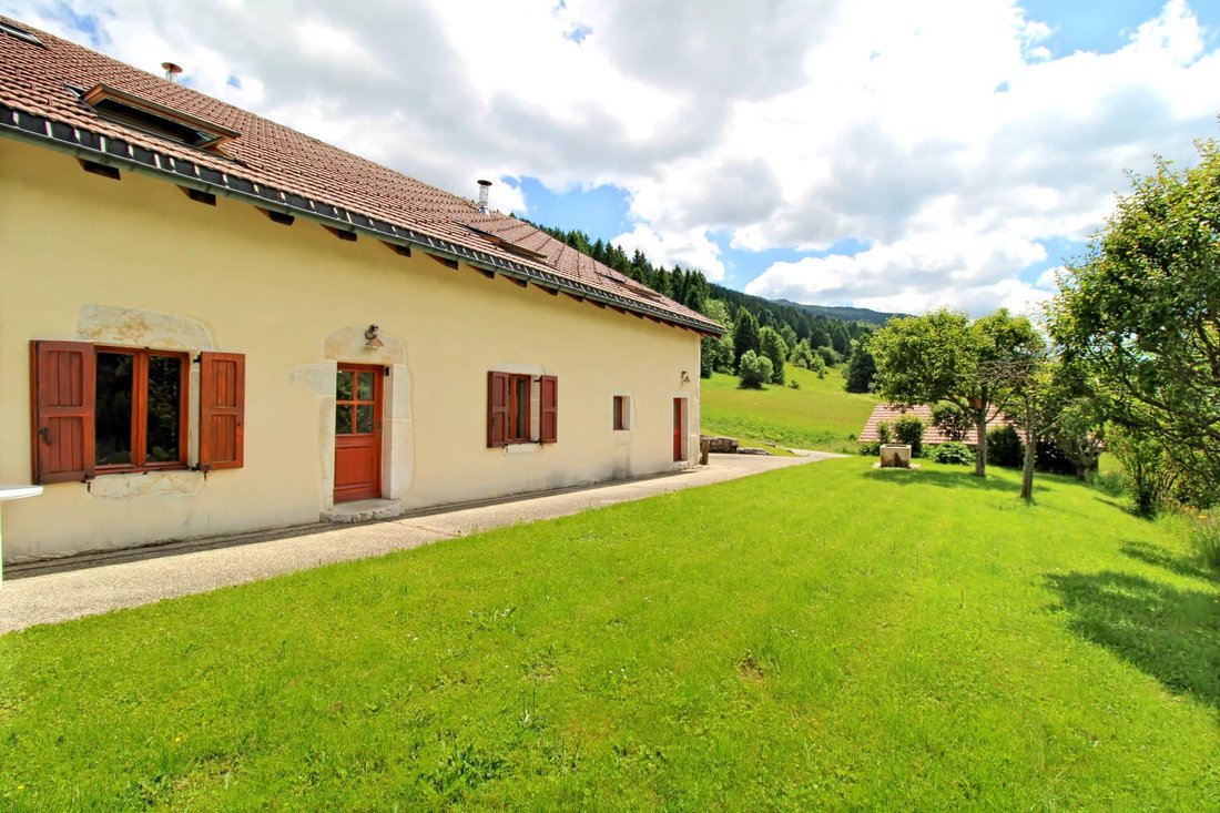 Haus in Mijoux, Auvergne-Rhone-Alpen, Frankreich 2 - 19083855