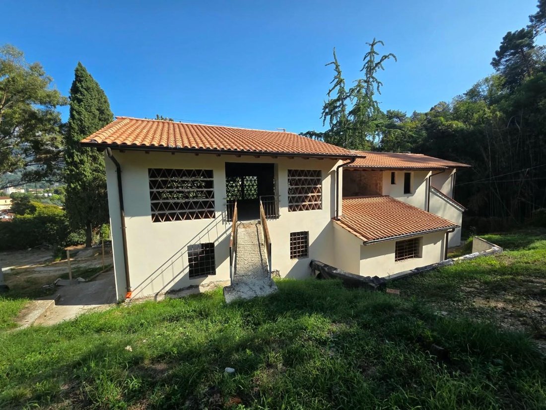 Casa di campagna a Camaiore, Toscana, Italia 2 - 19084552