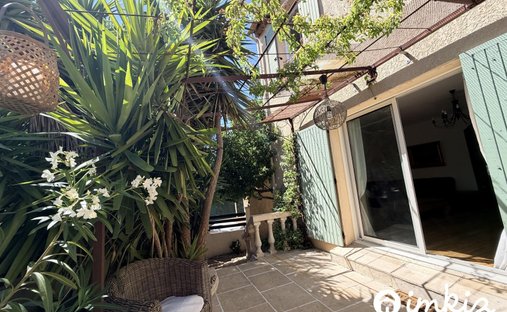 Casa en San Marcel, Marsella, Provenza-Alpes-Costa Azul 1