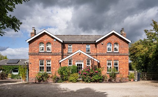 House in Martin Hussingtree, England 1