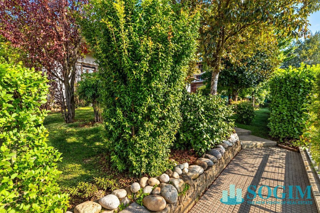 Villa in Cernusco sul Naviglio, Lombardei, Italien 3 - 19076155