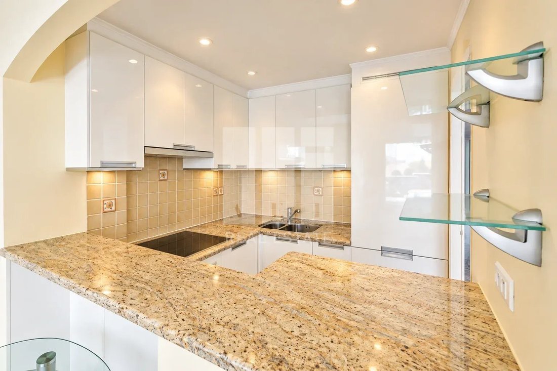 Appartement à Cannes, Provence-Alpes-Côte d'Azur, France 5 - 18806617