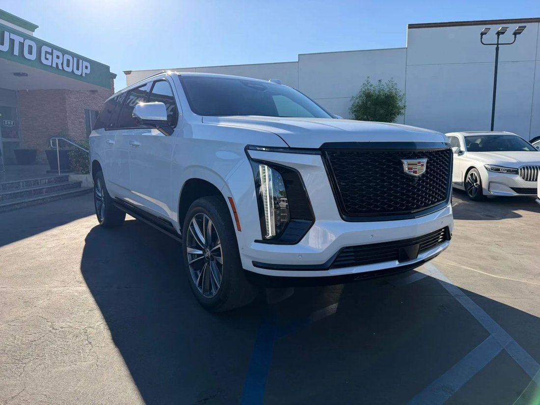 Suv in Ontario, CA, United States 3 - 19082984
