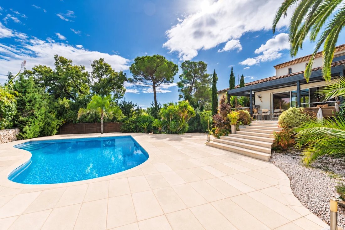 Villa à Mougins, Provence-Alpes-Côte d'Azur, France 1 - 19081384