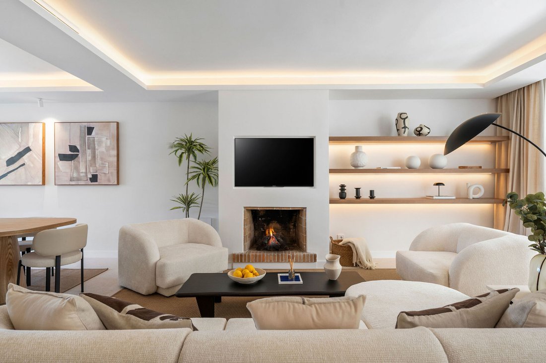 Townhouse en Nueva Andalucía, Marbella, España 2 - 19083002