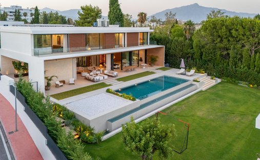 Villa a Guadalmina Alta, San Pedro de Alcántara, Spagna 1