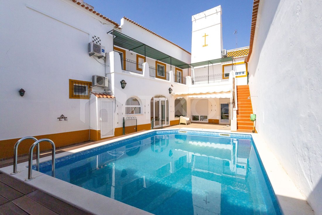 Villa en Evora (Sao Mamede, Se, Sao Pedro e Santo Antao), Distrito de Évora, Portugal 1 - 19084673