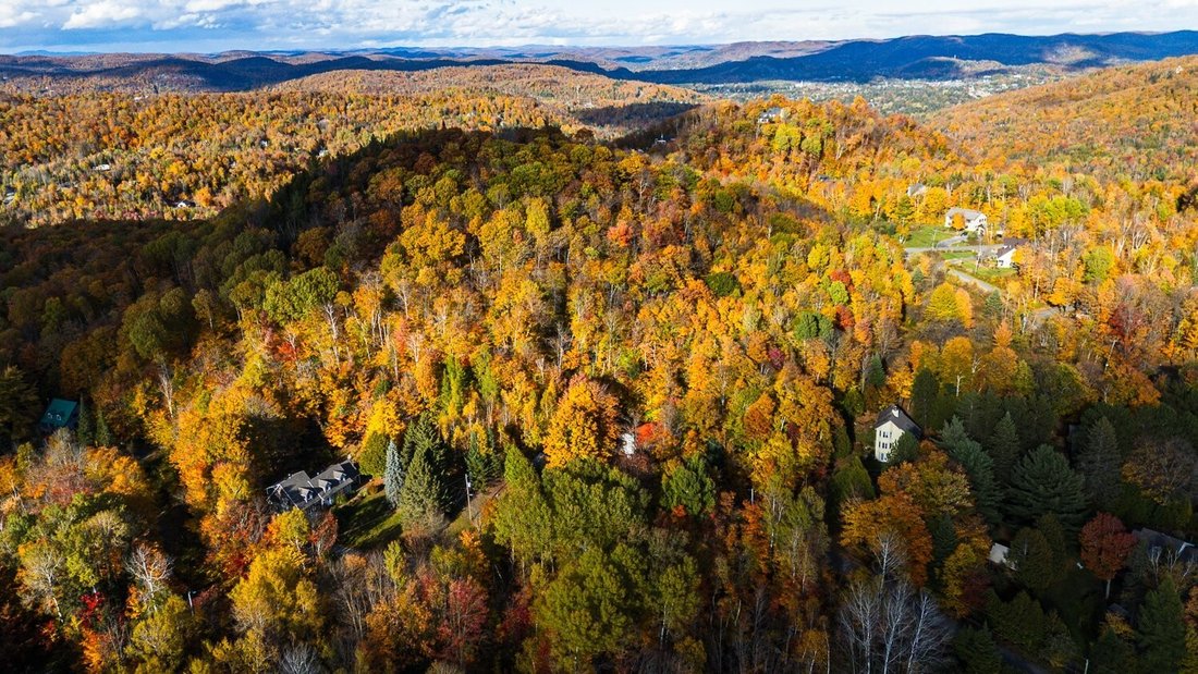 Terreno a Saint-Sauveur, Québec, Canada 4 - 19076291
