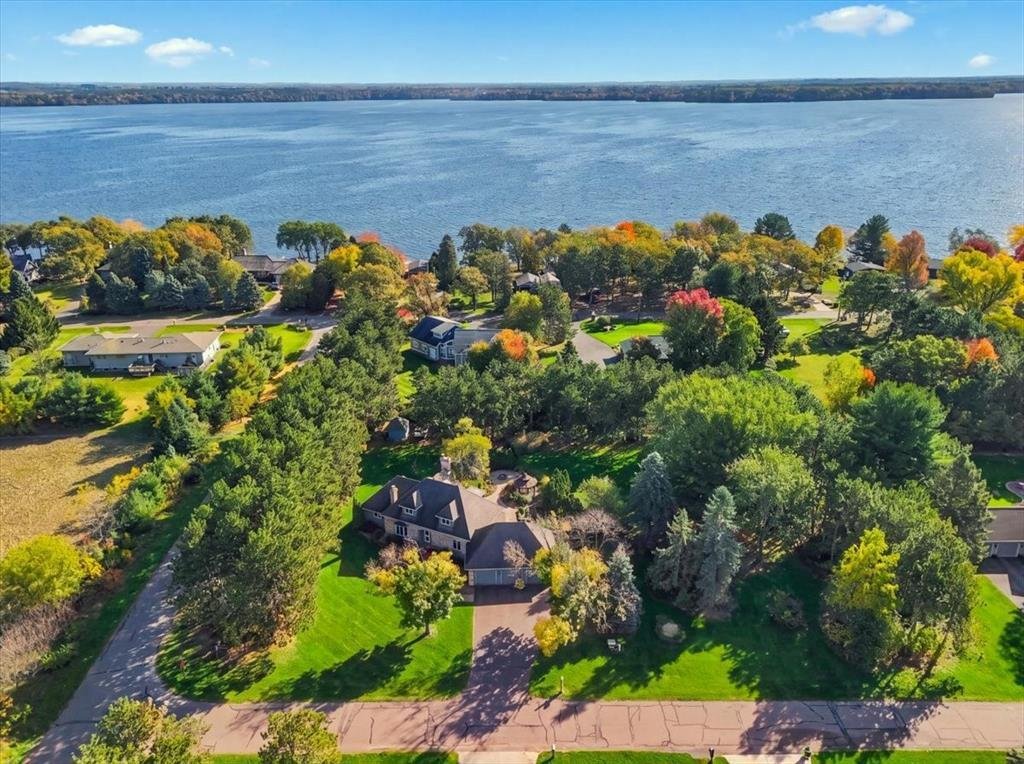 House in Chippewa Falls, Wisconsin, United States 4 - 19080692