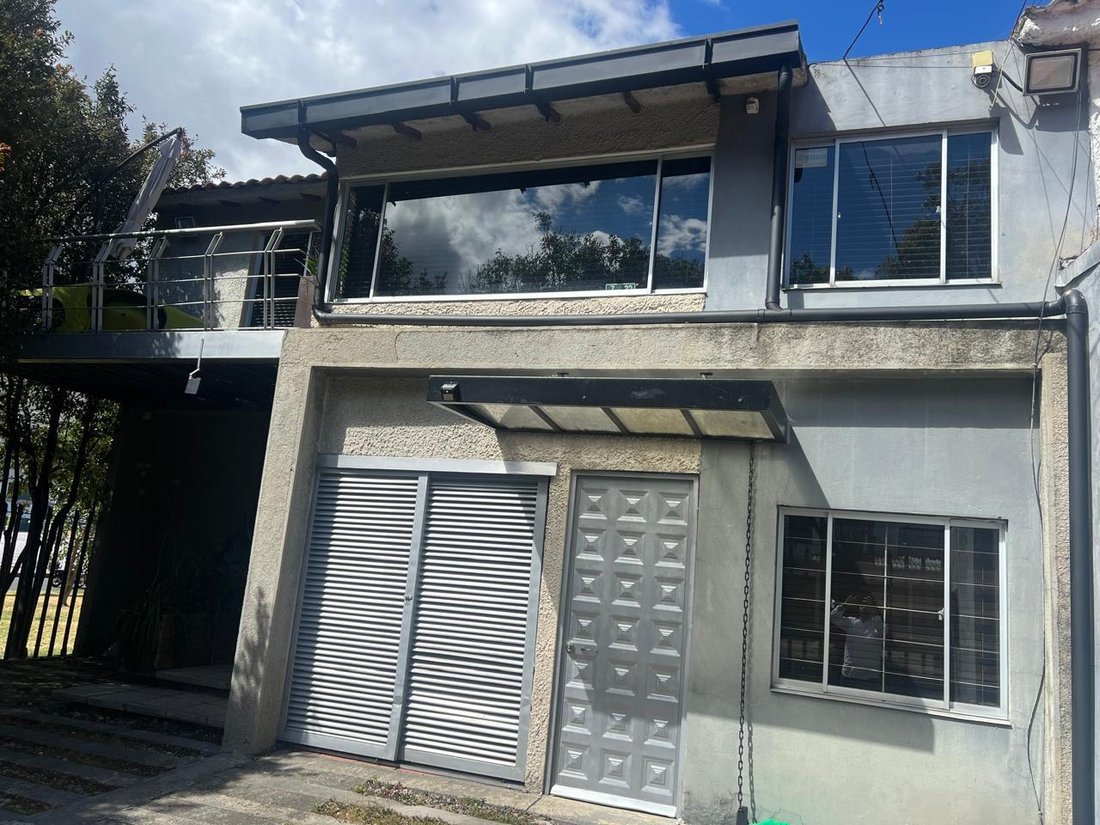 House in Bogota, Bogotá, Colombia 1 - 19080135