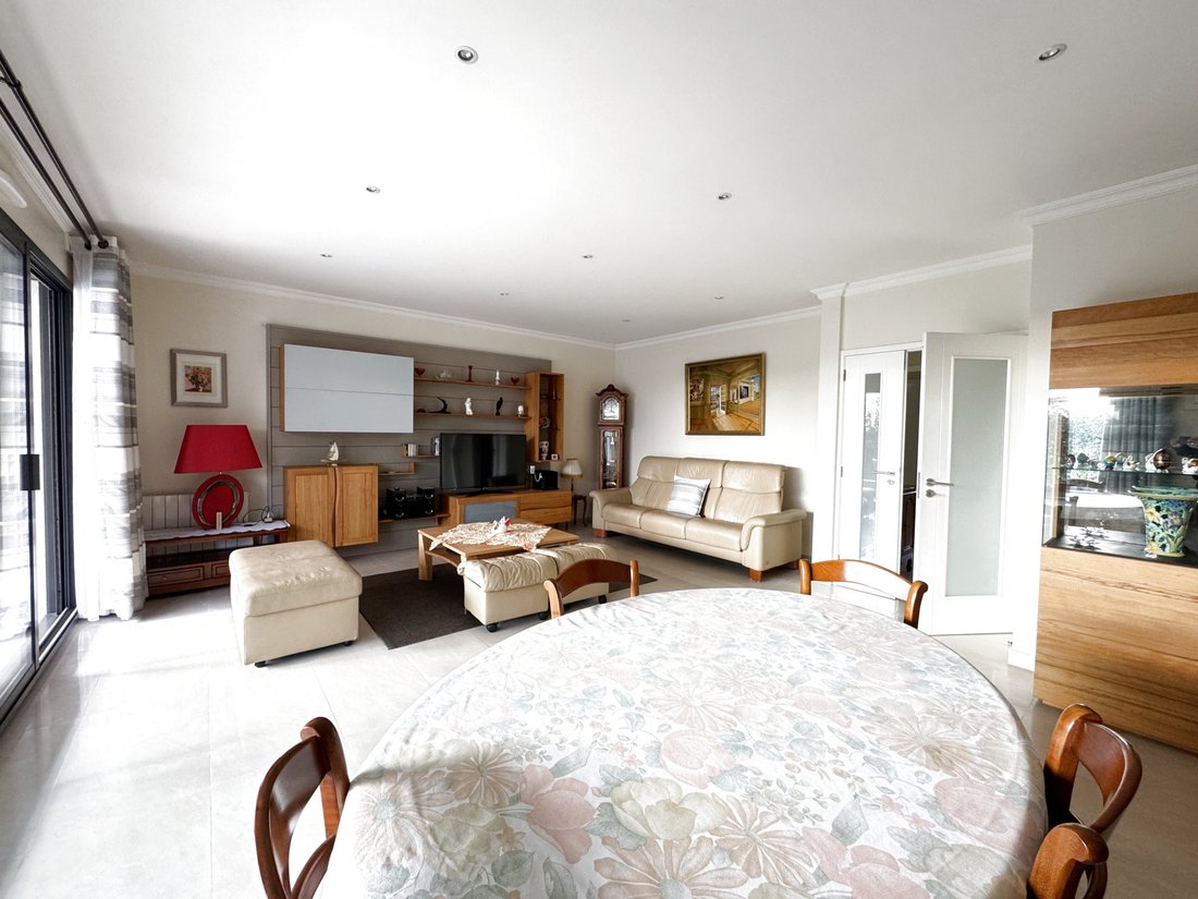 Apartment in La Varenne, Saint-Maur-des-Fossés, France 4 - 19081339