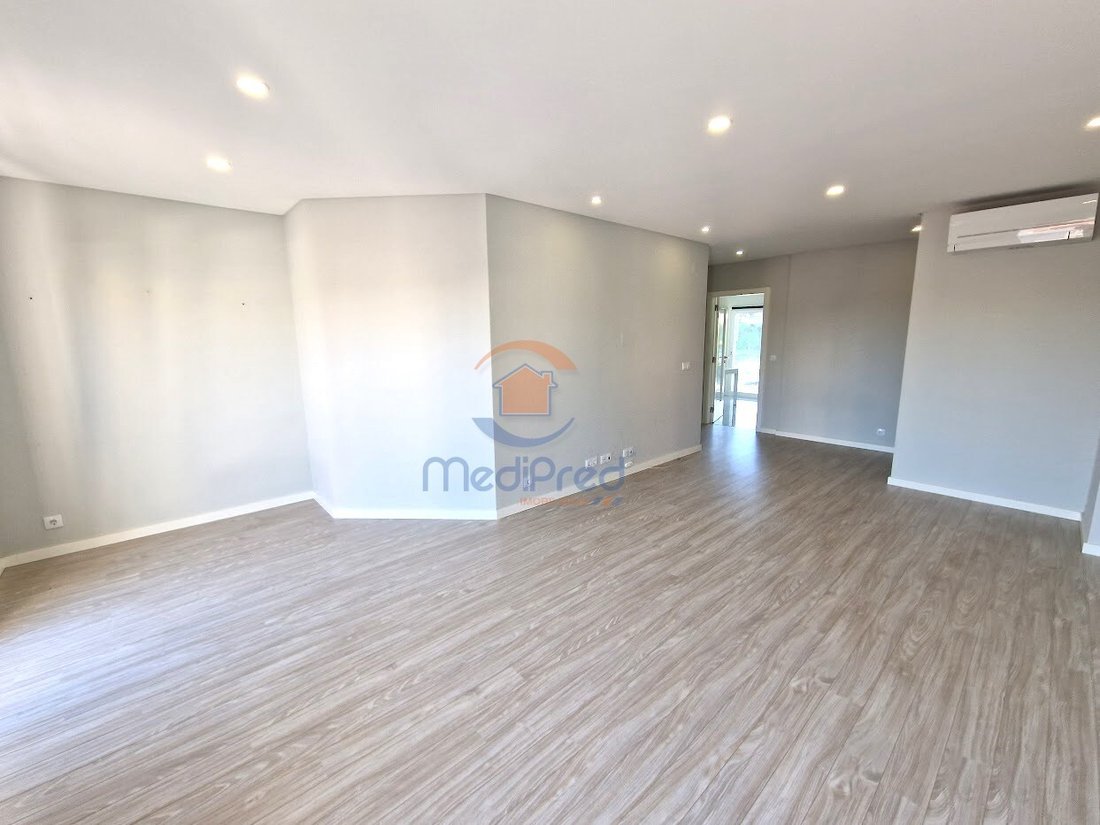 Wohnung in Ramada e Canecas, Lissabon, Portugal 4 - 19083041