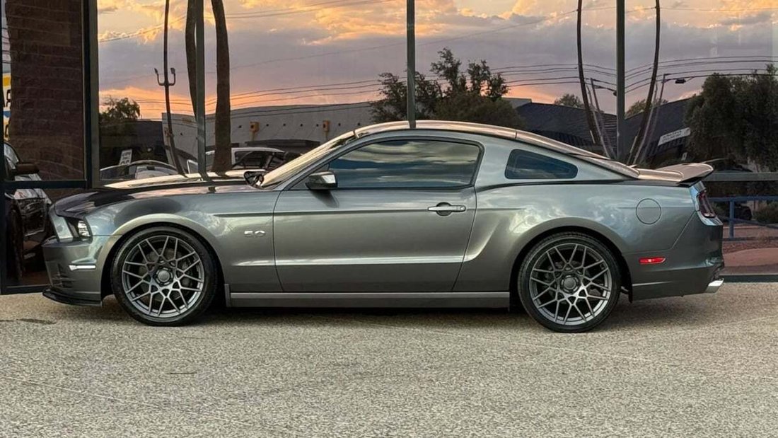 Coupe in Tucson, AZ, United States 4 - 19082980