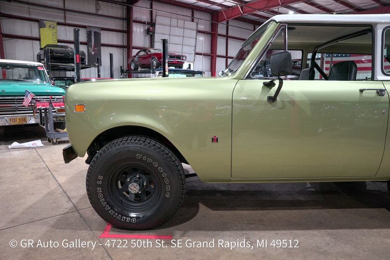 Suv in Grand Rapids, United States 3 - 19077195