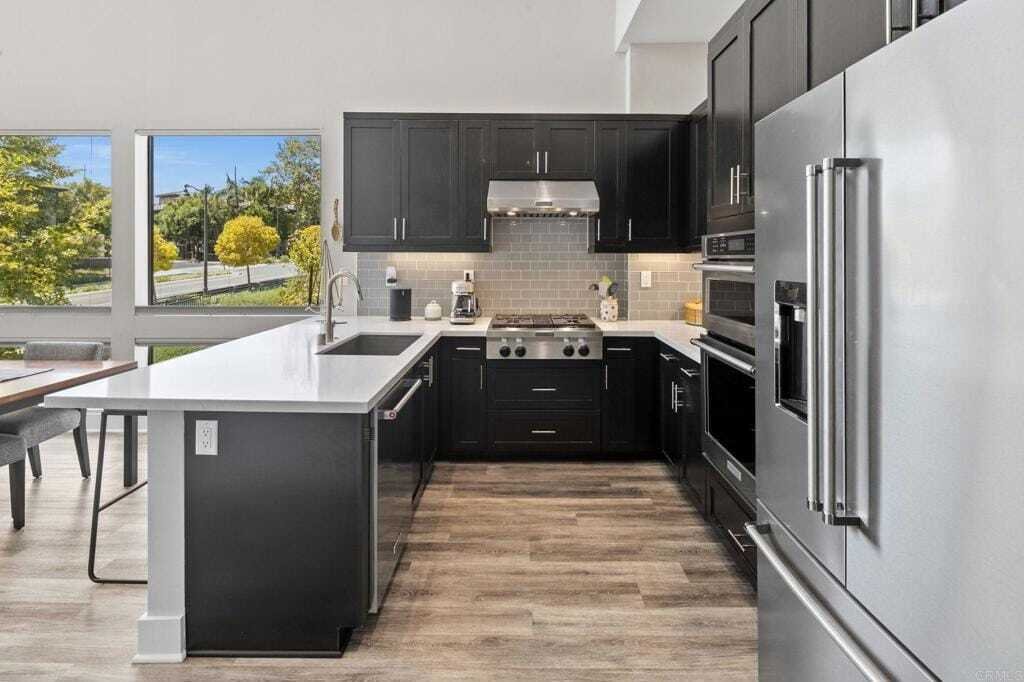 Condo in San Diego, California, United States 3 - 19085275