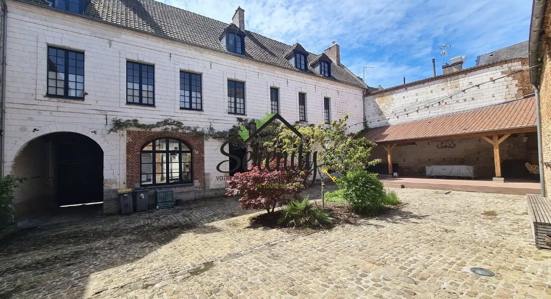 Maison à Montreuil-sur-Mer, Hauts-de-France, France 1 - 19076573