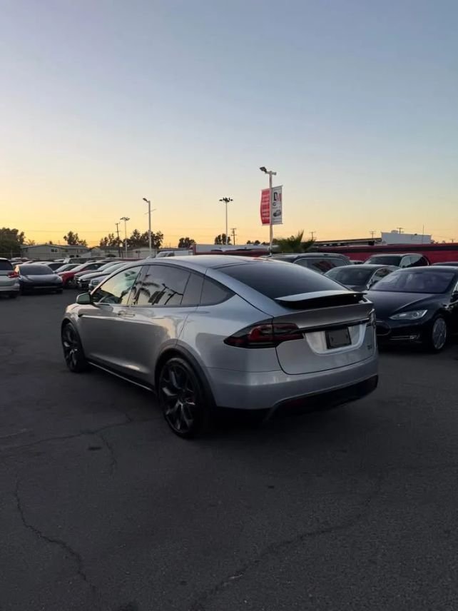 Suv in Costa Mesa, CA, United States 3 - 19081727