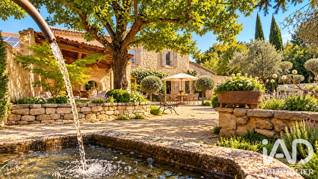 House in Velorgues-Petit Palais, L'Isle-sur-la-Sorgue, France 3 - 19083449