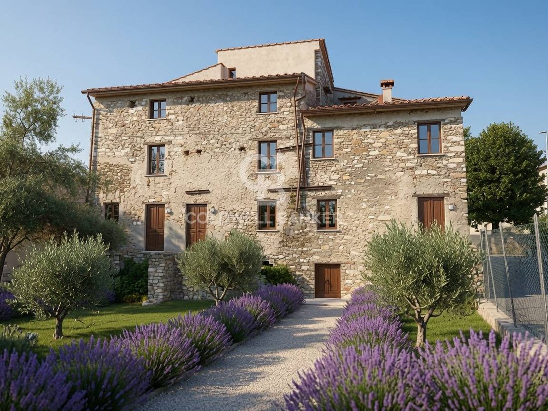 Casa di campagna a Seravezza, Toscana, Italia 1 - 19076157