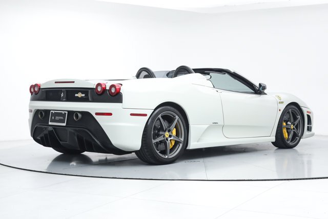 Cabriolet in Fort Lauderdale, FL, United States 3 - 19077580