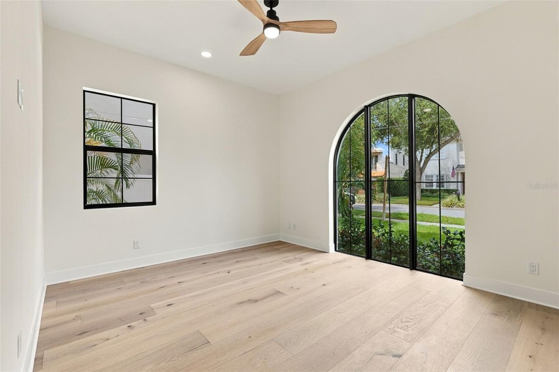 House in Tampa, Florida, United States 4 - 19079687
