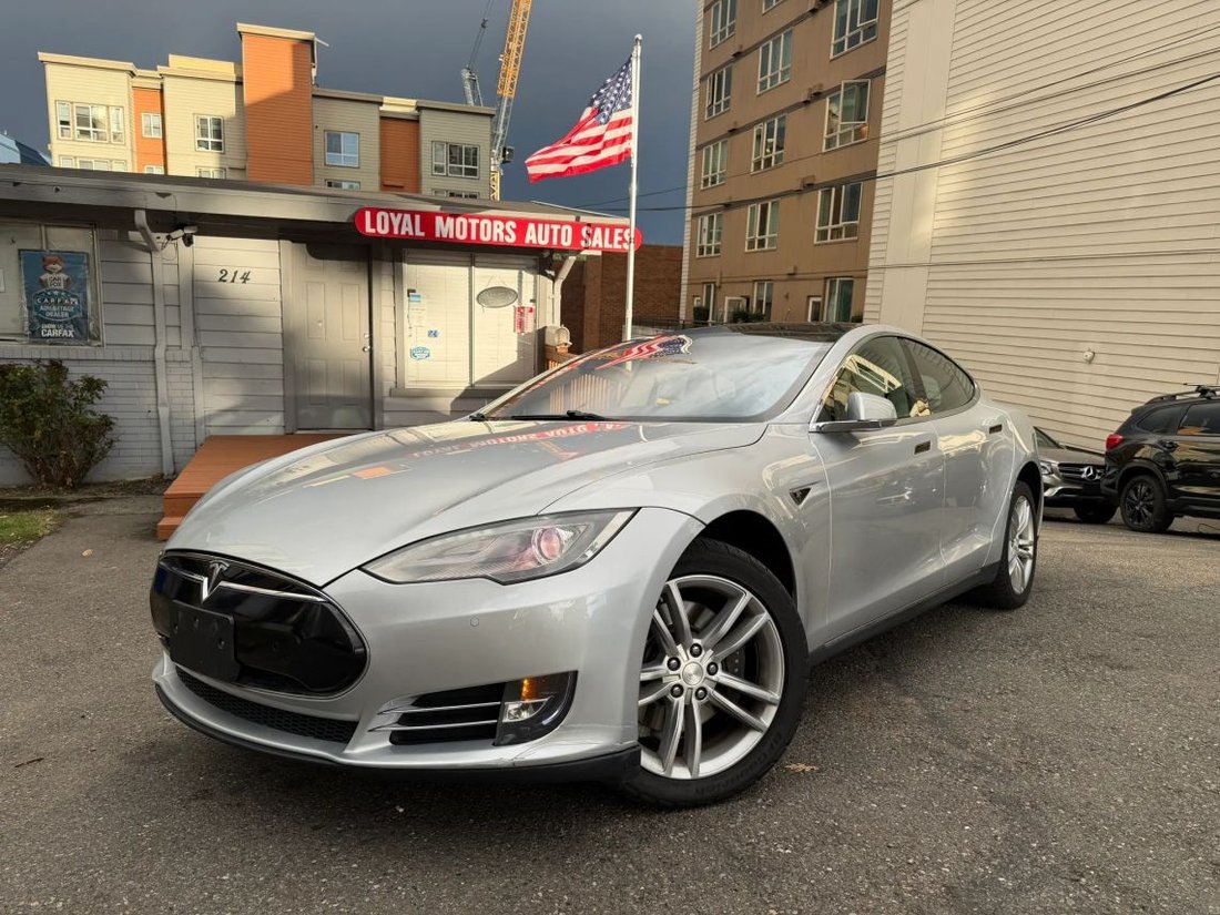 Sedan in Bellevue, WA, United States 4 - 19084077