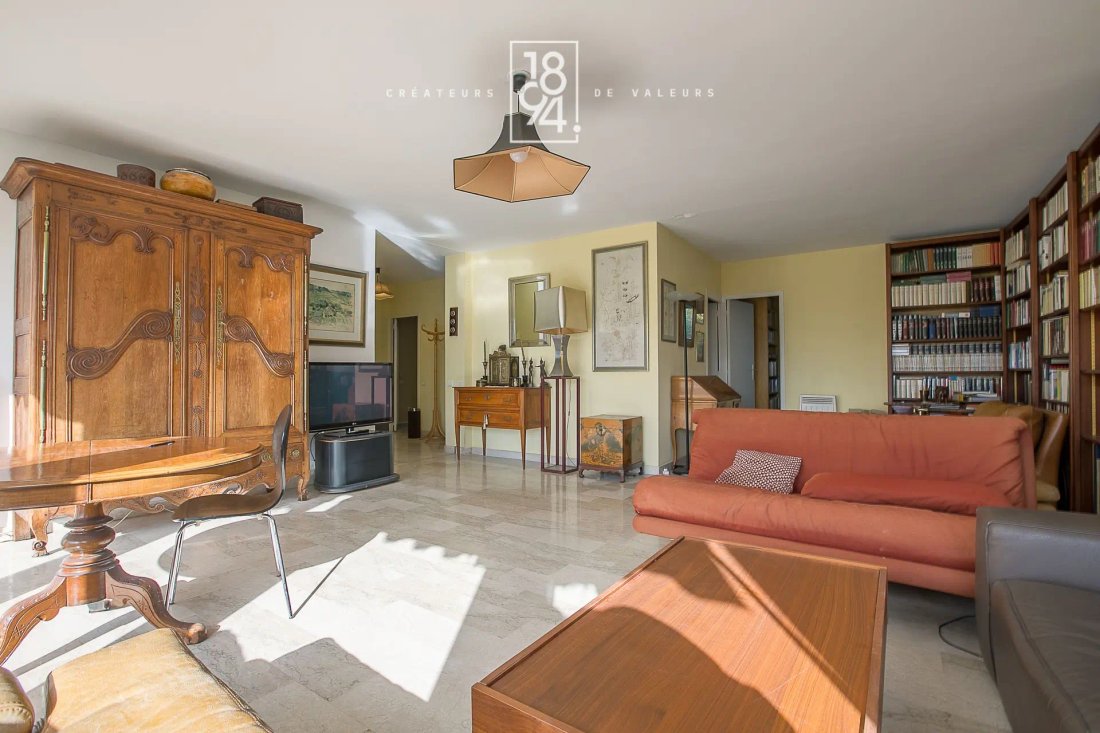 Appartement à Pointe Rouge, 8e Arrondissement, Marseille 3 - 19081317