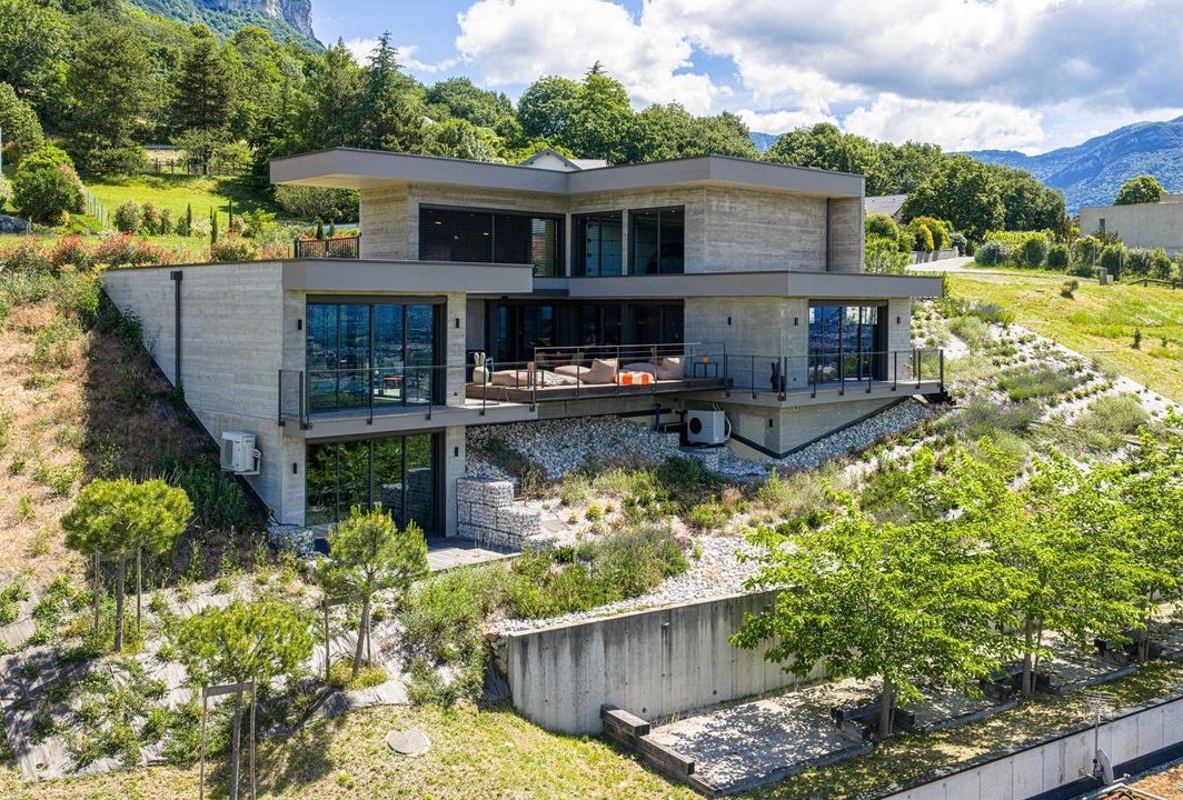 Villa in Sud, Saint-Alban-Leysse, France 1 - 19078002