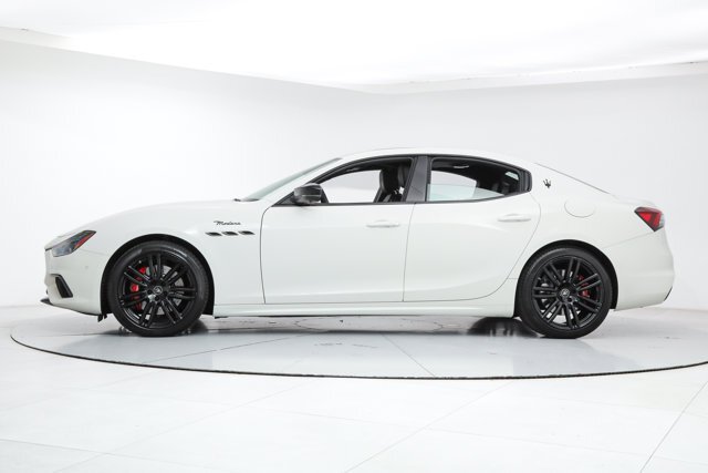Sedan in Fort Lauderdale, FL, United States 2 - 19077556
