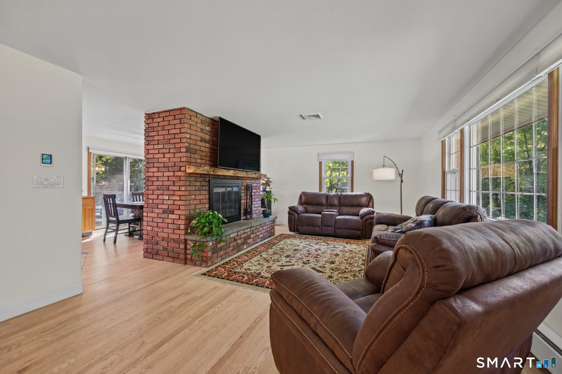 House in New Hartford, Connecticut, United States 3 - 19082858