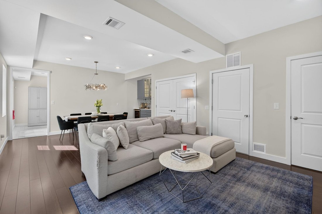 Condo in Jersey City, New Jersey, United States 4 - 19079998