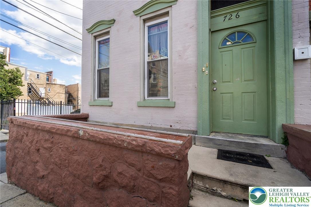 Townhouse in Allentown, Pennsylvania, United States 2 - 19079600