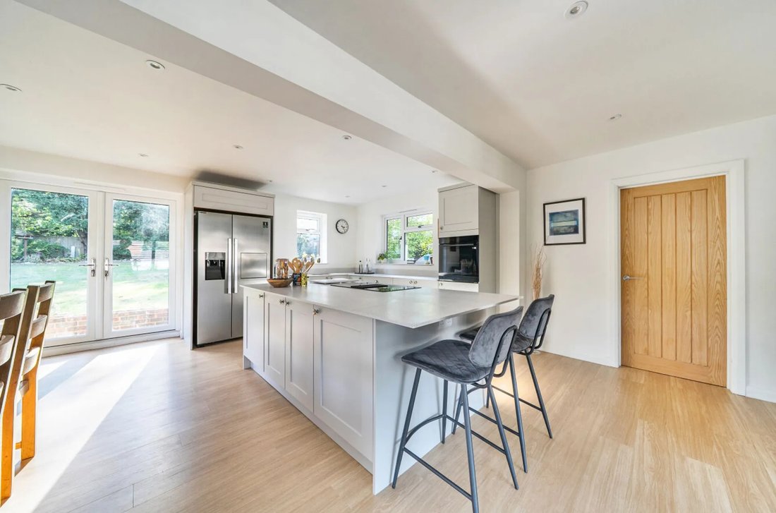 Haus in Loxwood, England 4 - 19077019