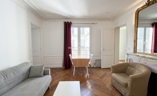 Apartment in Lorette-Martyrs, Paris 9e Arrondissement, Paris 1