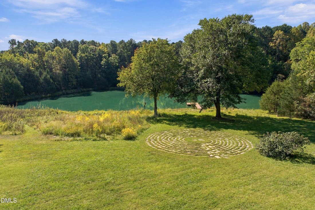 Farm Ranch in Mebane, North Carolina, United States 3 - 19078974