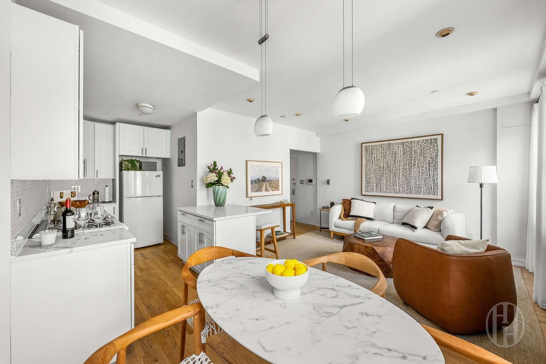 Condo in New York, New York, United States 3 - 19082169