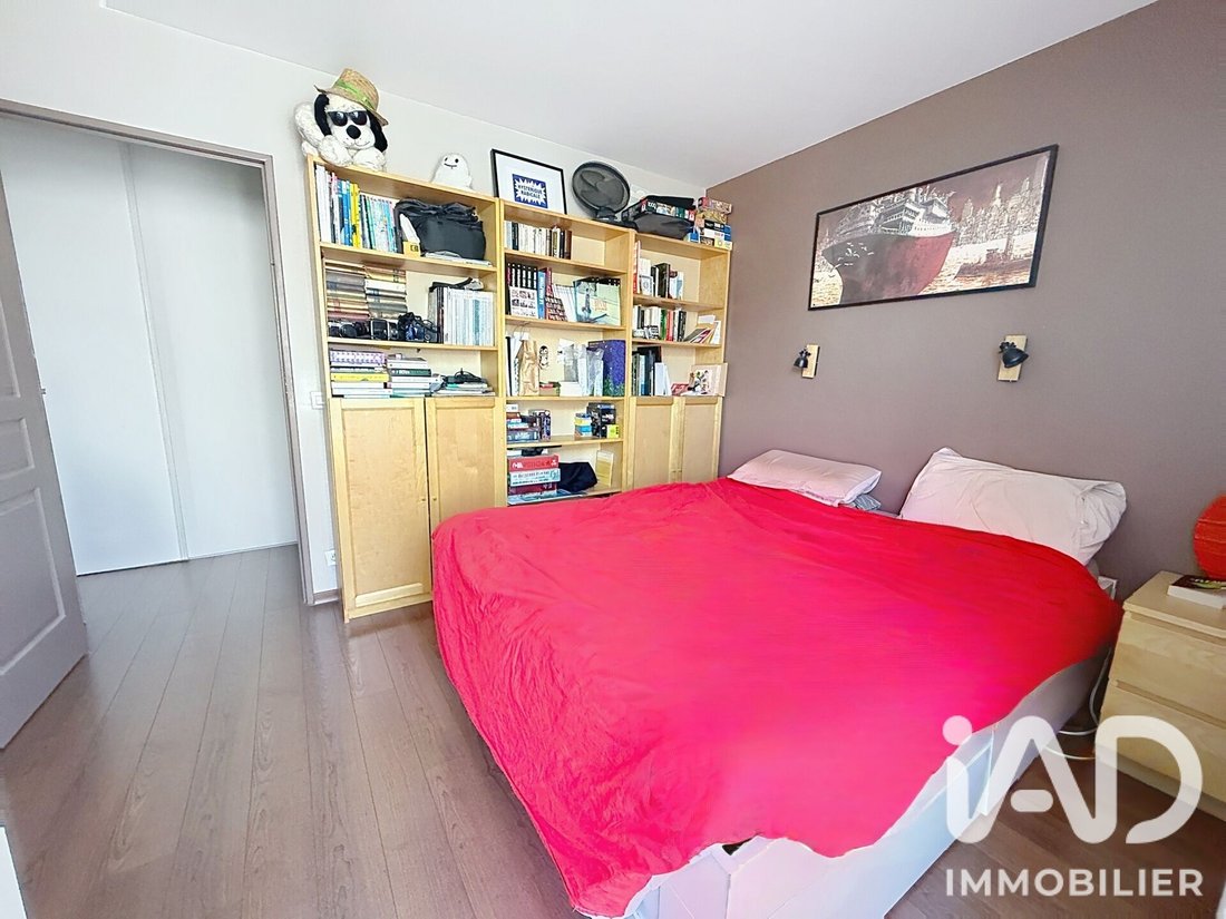 Apartment in Les Lilas, Ile-de-France, France 4 - 19083404