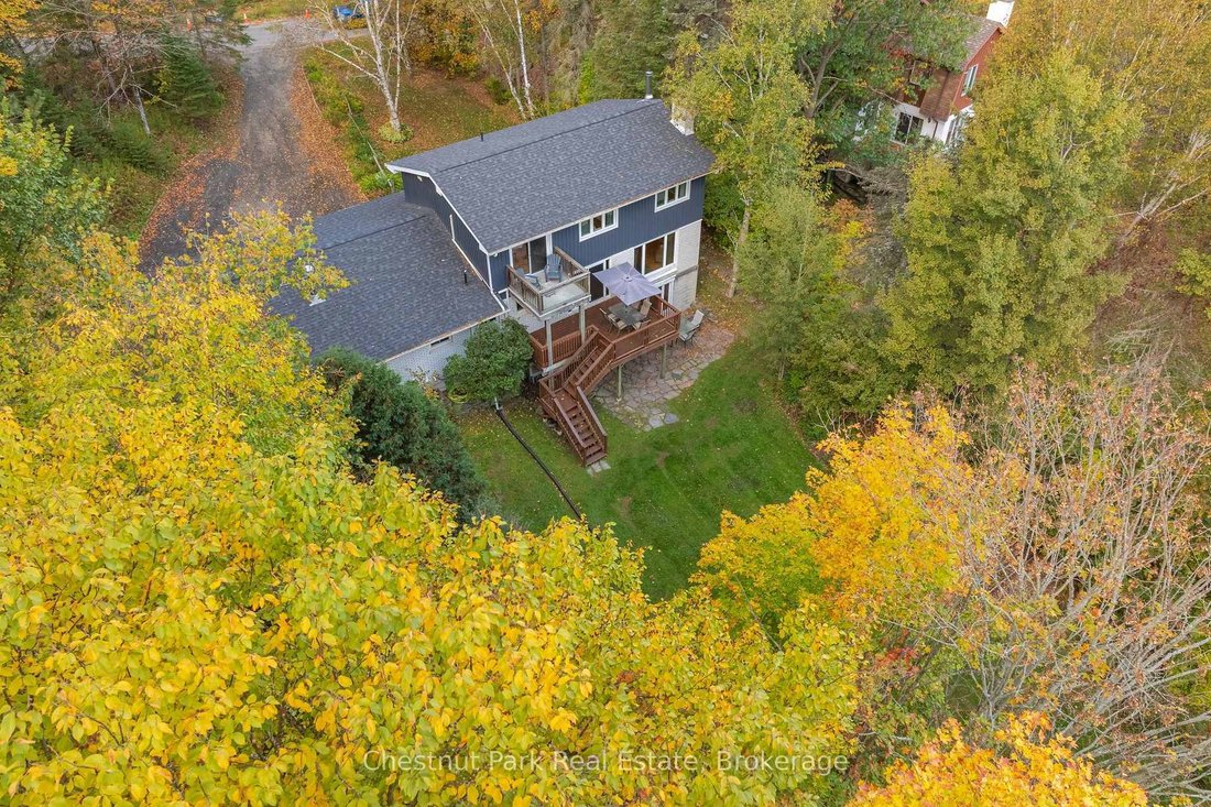 House in Huntsville, Ontario, Canada 3 - 19077757