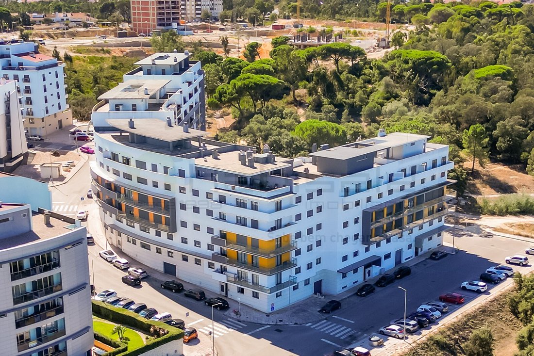Apartment in Corroios, Setubal, Portugal 1 - 19083063